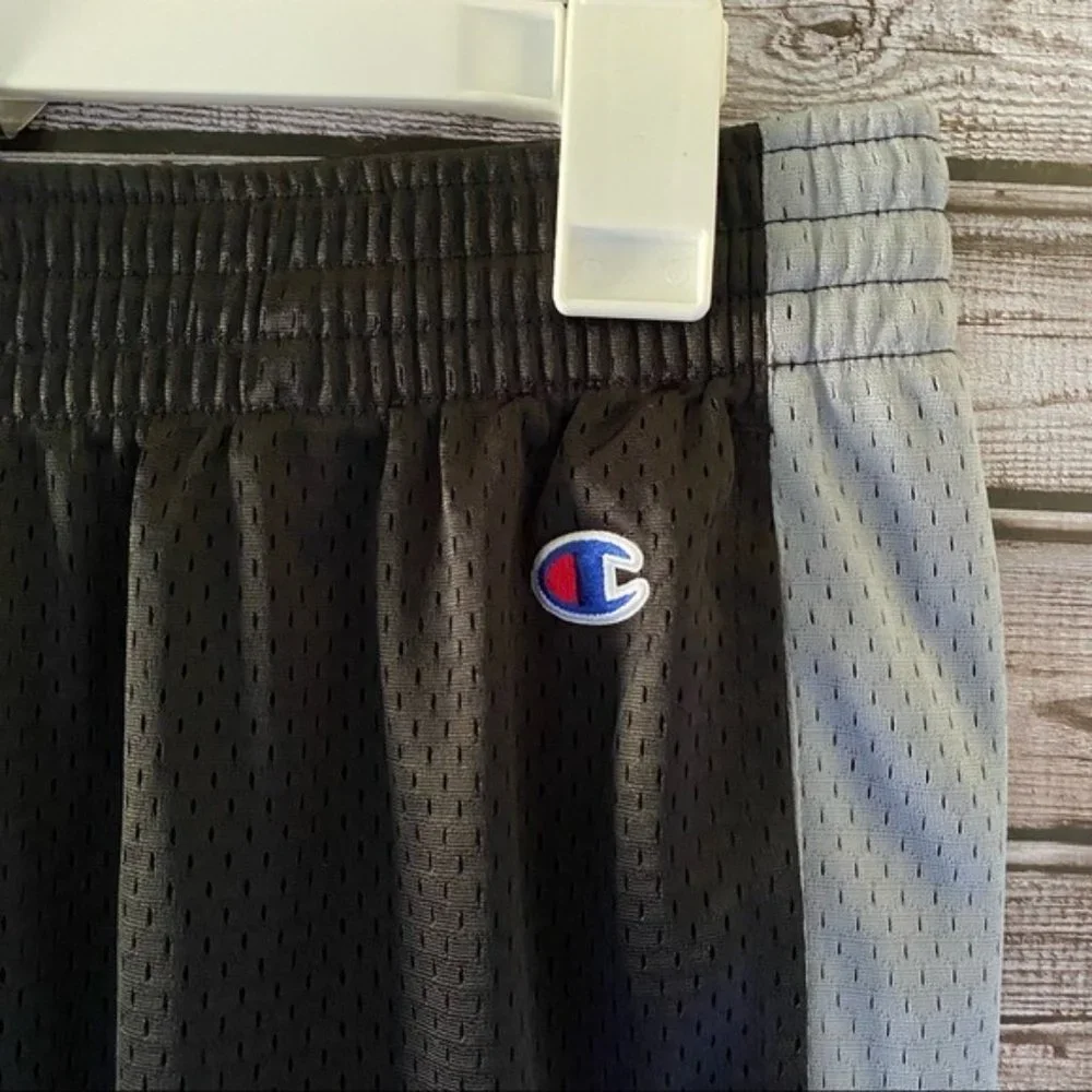 Champion Athletic Shorts Size M - Picture 3 of 8